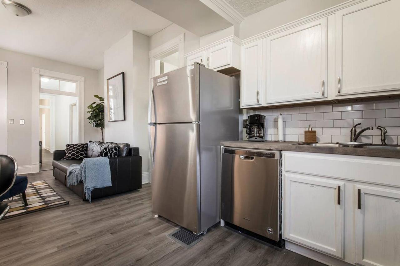 Louisville Dream House 4Br 2Ba By Cozysuites Kültér fotó